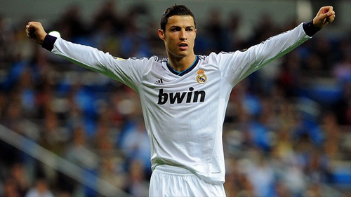 [亚冠]路易斯错失进球 上海申花客场告负