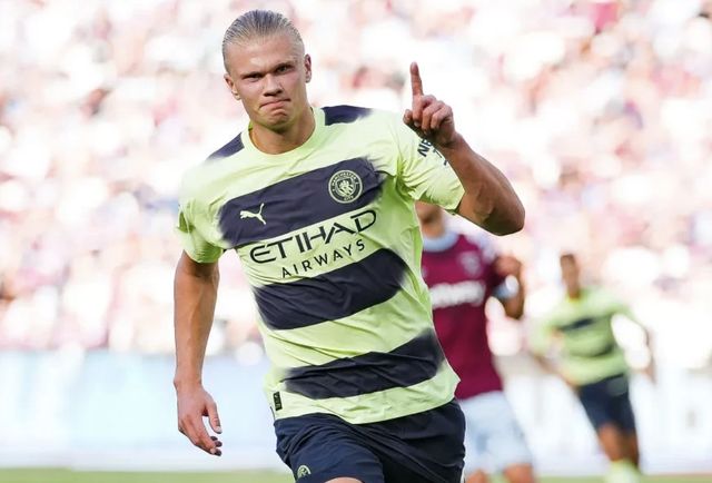 关停4款游戏后，吉比特自研黑马《杖剑传说》冲进畅销榜Top10