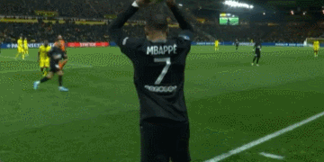 [NBA]科林斯活力十足 飞身暴扣势大力沉